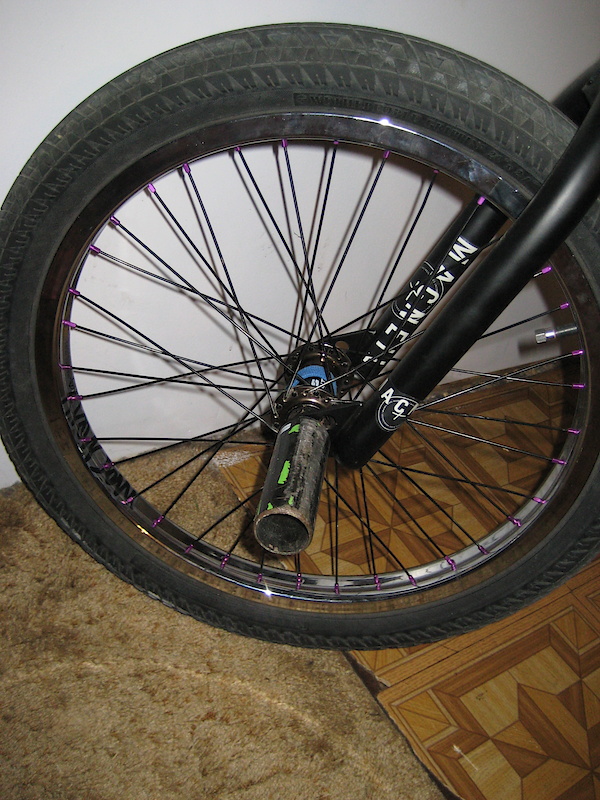 2010 Macneil Blazer + Macneil DUB chrome wheel with purple nipples