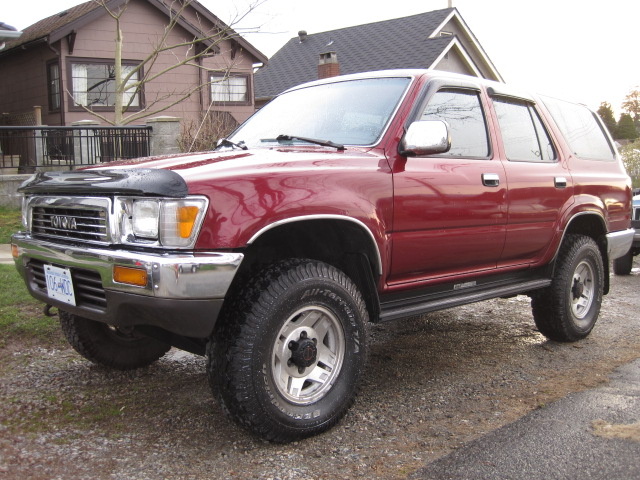 Red: 22RE 1990 4runner i know it's not the prettiest truck out there, but it's all I can afford.
Black is a buddy's V6.