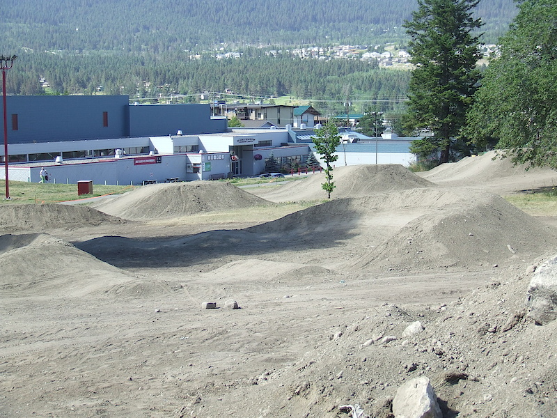 Hoots Inc. is building an amazing community based skills park in Williams Lake, BC.
Pics are being uploaded for a future story/blog on the park development.