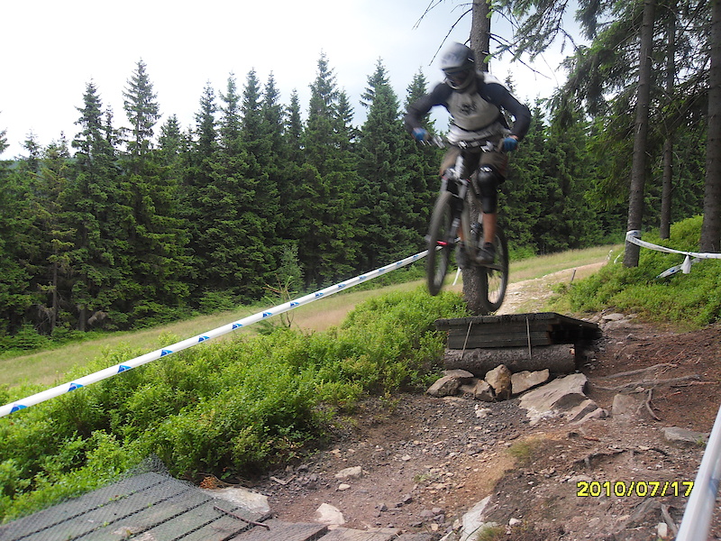 This photo was took when I was going down the freeride track in Bike Park Spindl