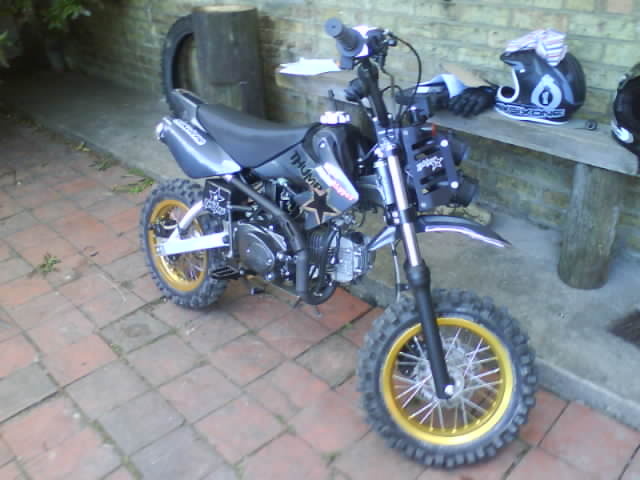 Thumpstar 125cc on sale pit bike