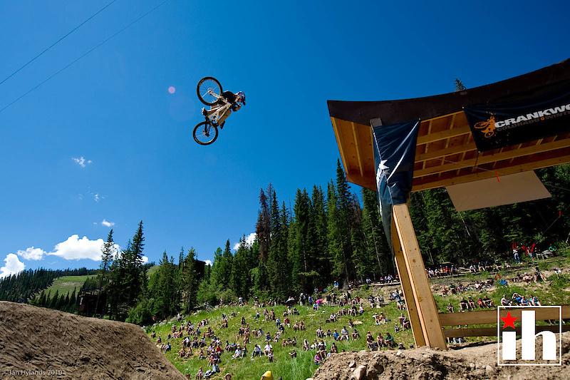 Martin Soderstrom had a sick first run that put into 3rd place for the rest of the event, check out this 360 table off the whale tail. He followed it up with a double whip off the trick jump.