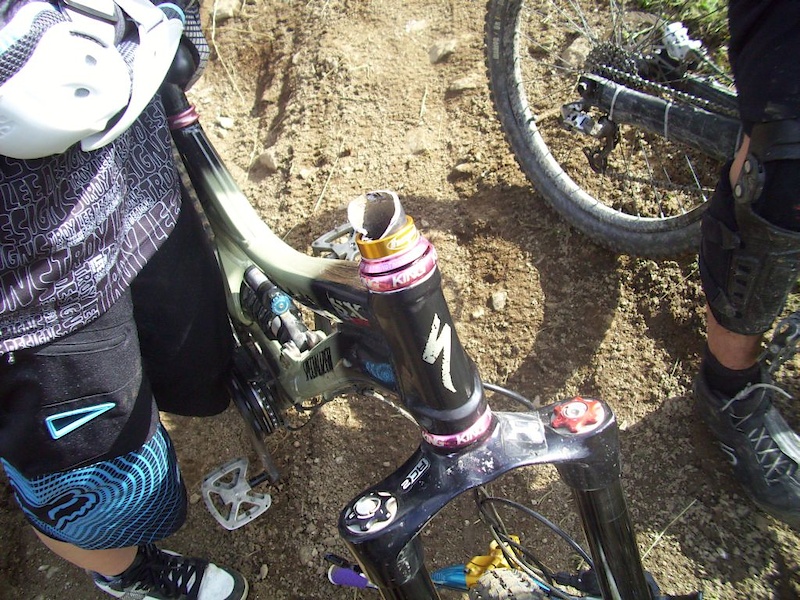 The 66 shaft broke in a 10kmh slow ride, after 2 years of my freeride abusement. SIC!