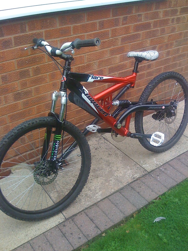 saracen flare mountain bike