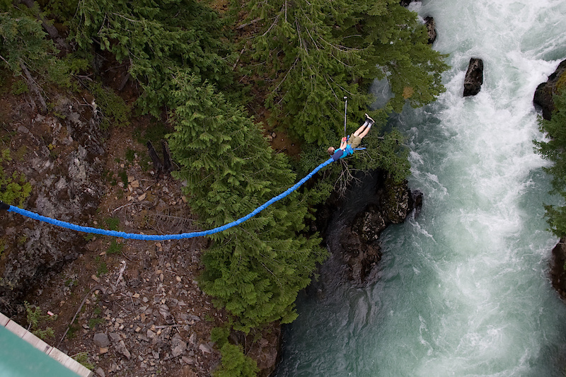 What better way to cool down then with some bungee jumping?