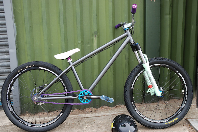 charge iron FRAME ONLY 24" powder coated metallic sparkling For Sale