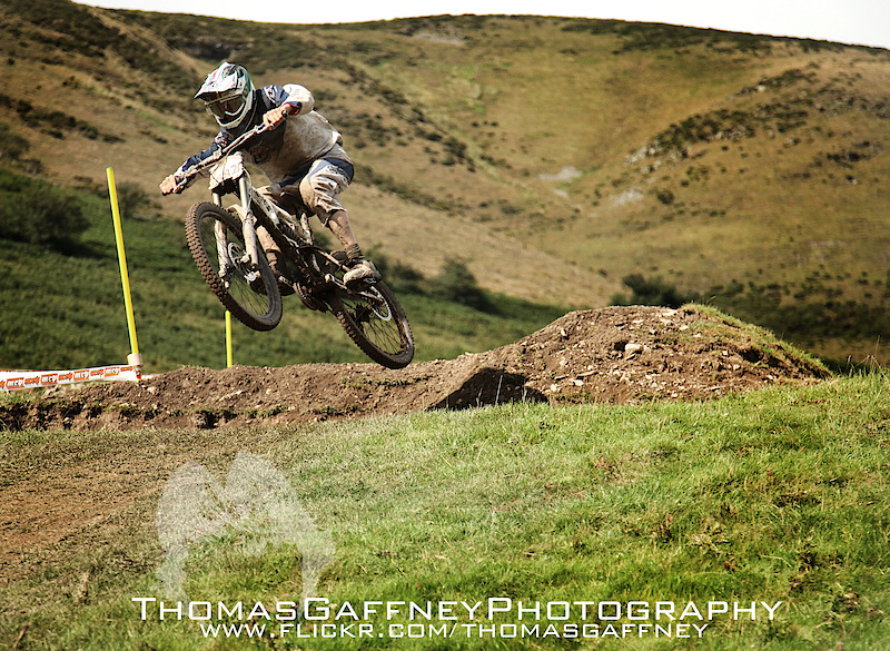 Racing the 4th round of the British Downhill Series 2010 at Moelfre

ww.flickr.com/thomasgaffney