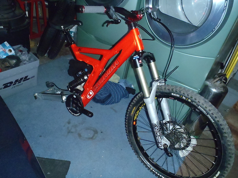 chumba f5 with rockshox totem solo air