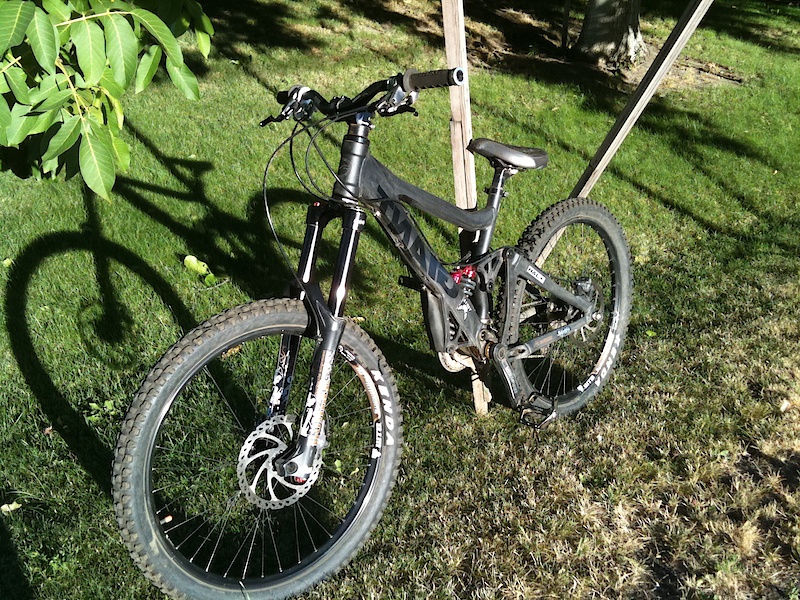 giant glory 2008 specs