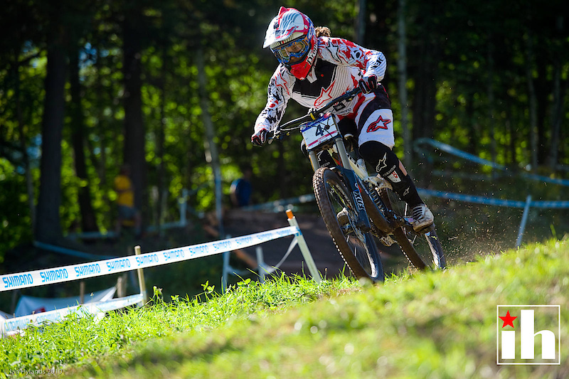Trek World Racing's Tracy Moseley had qualified first by 4 seconds, but couldn't beat Rachel in the final
