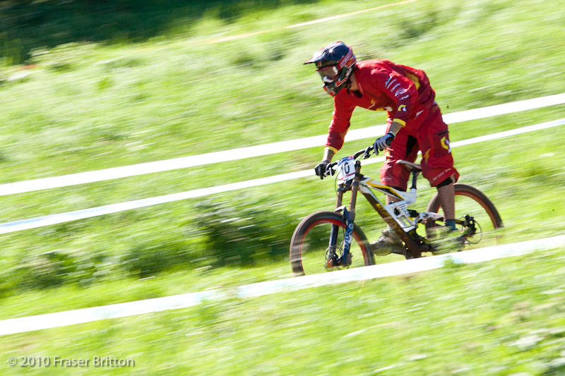 Fabien Pedemenaud blasts out one last practice run this morning.