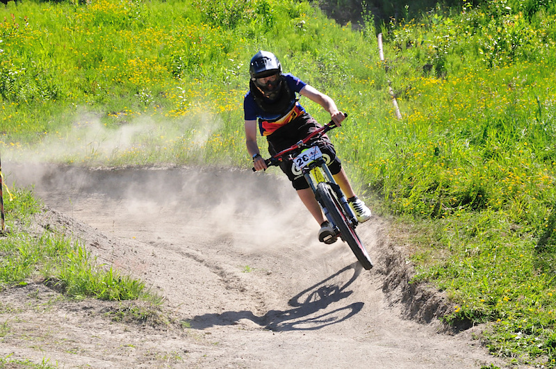 going fast for Team RVC Gravity DH