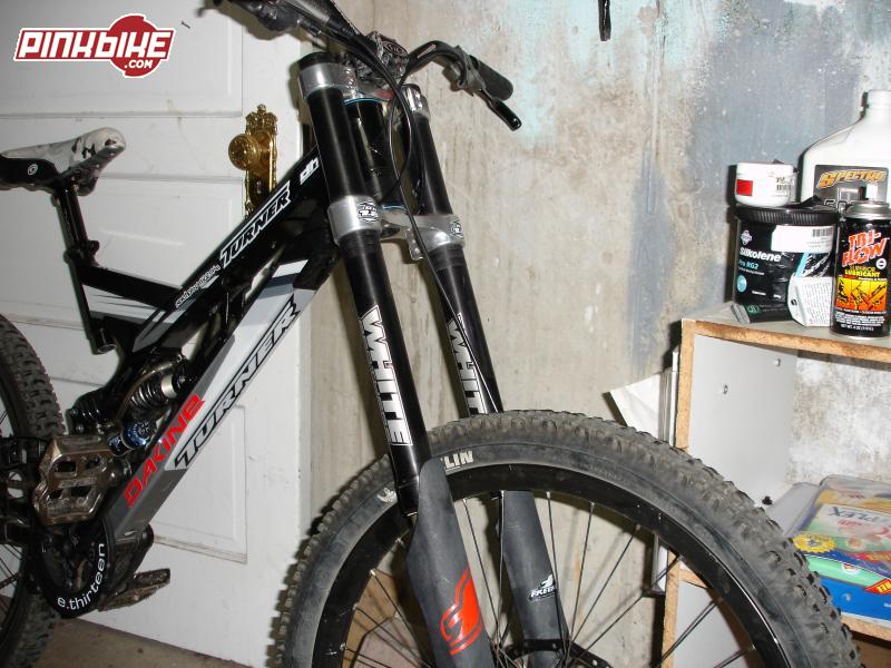 2004 White Brothers 8 inch Dh 1.8 inverted forks For Sale