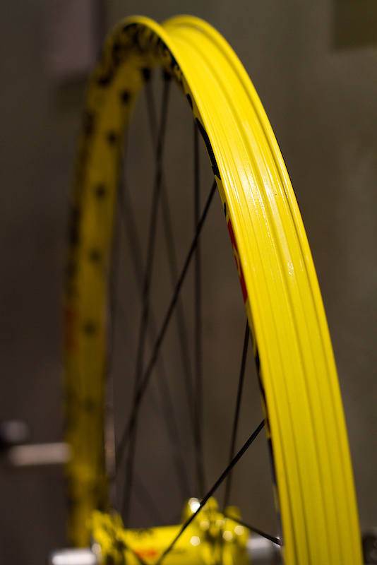A fully sealed UST rim makes for an easy tubeless set up.