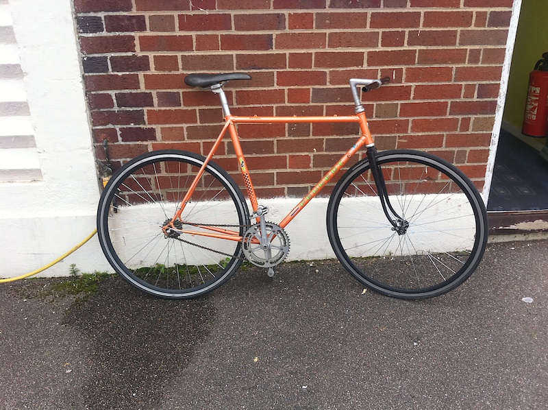 peugeot road bike
single speed project 

so far this how it looks like