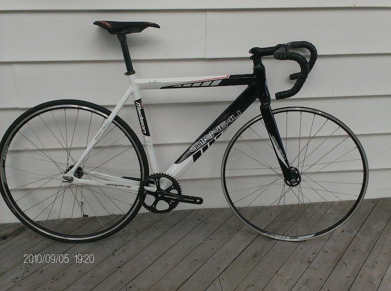 自転車本体 Louis Garneau Road Bike for sale ルイガノ クロスバイク スポーツ自転車 SETTER8.0 セッター8.0