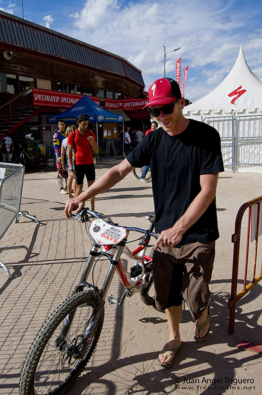 Matt Hunter and the new specialized demo (2011)