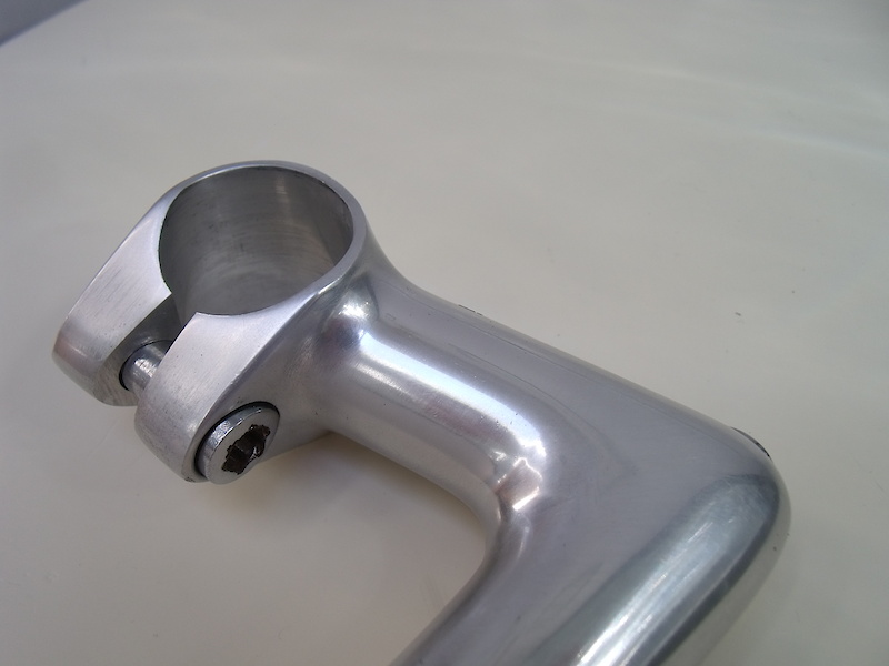 70mm Cinelli Pista stem included with the Marinoni