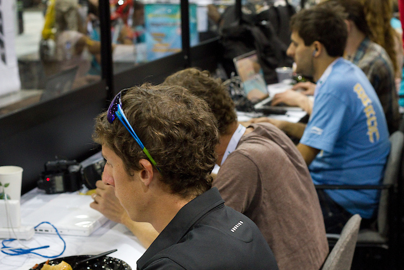 Interbike definitely doesn't have a lack of media presence. Print and web are two different things, however everyone has to get their portion of the work load finished up and in on time. Here you see a number of workers pushing to get their news in or up, something we are very used to doing by now.