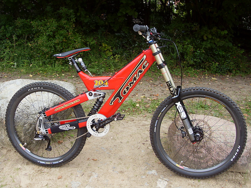 Tomac Magnum 204 Lawwill