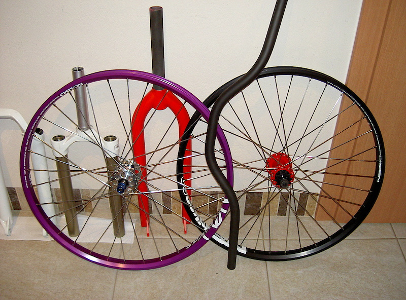 new wheelset with rotary 2011 needle bearing driver, fundamental 2011 and district max 2012 :)