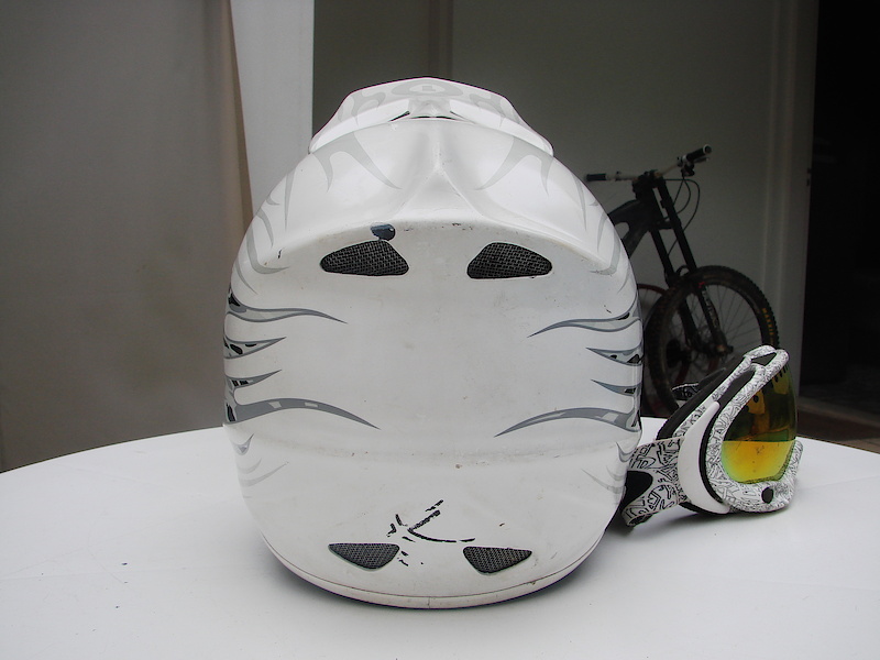 helmet rear view