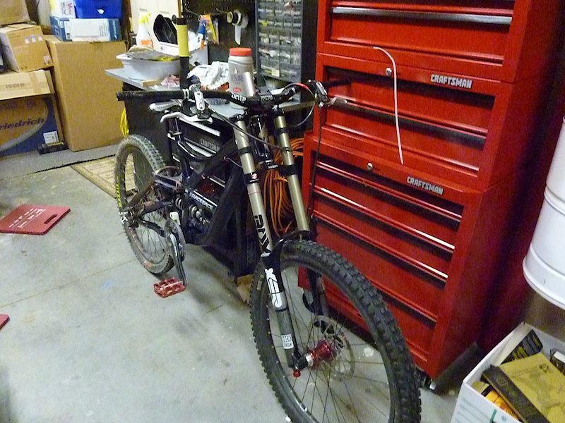 The demo all souped up and ready to shred. Just needa put its rear wheel with new cassette and chain on