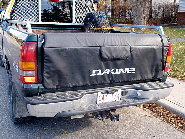 dakine tailgate cover