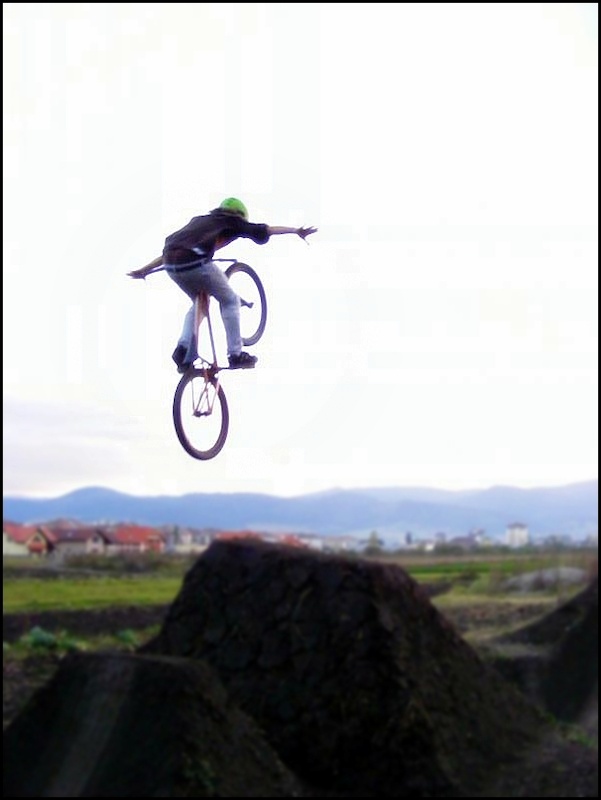 Tuck nohand on the 2nd trail