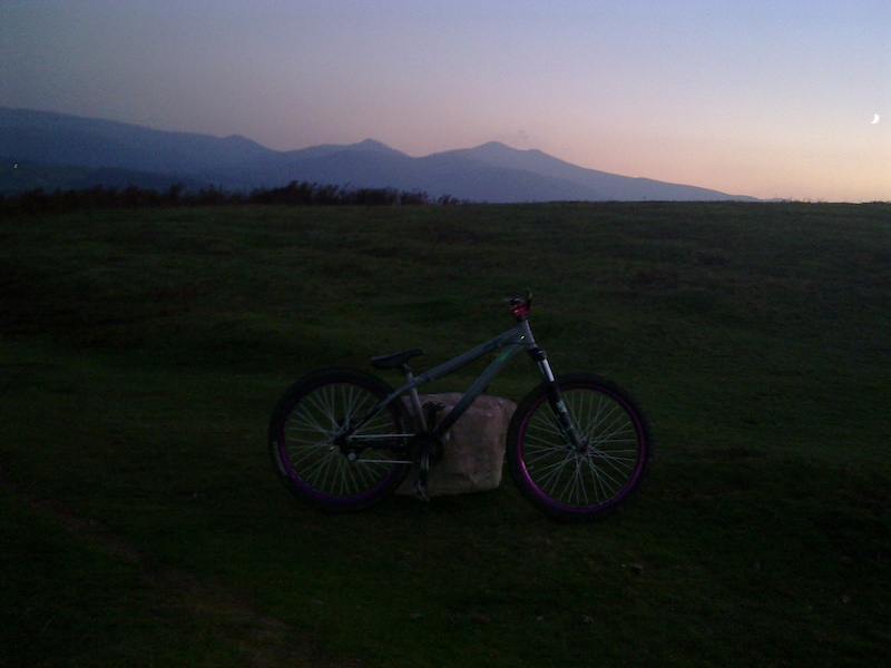 just took some pics of my bike up the crug