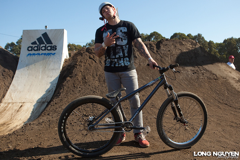 David Glass and his Haro Reserve Steel come in Peace.