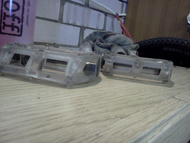 Abikeco. steven hamilton PC pedals in clear

still some mud on them so dont look as clear