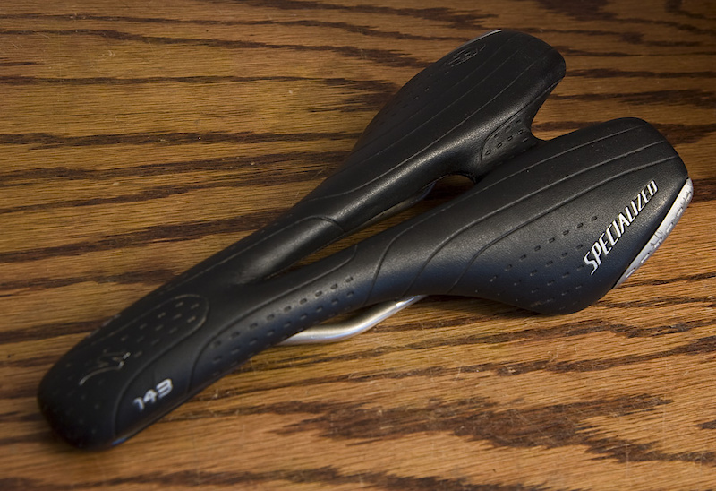 specialized phenom saddle weight