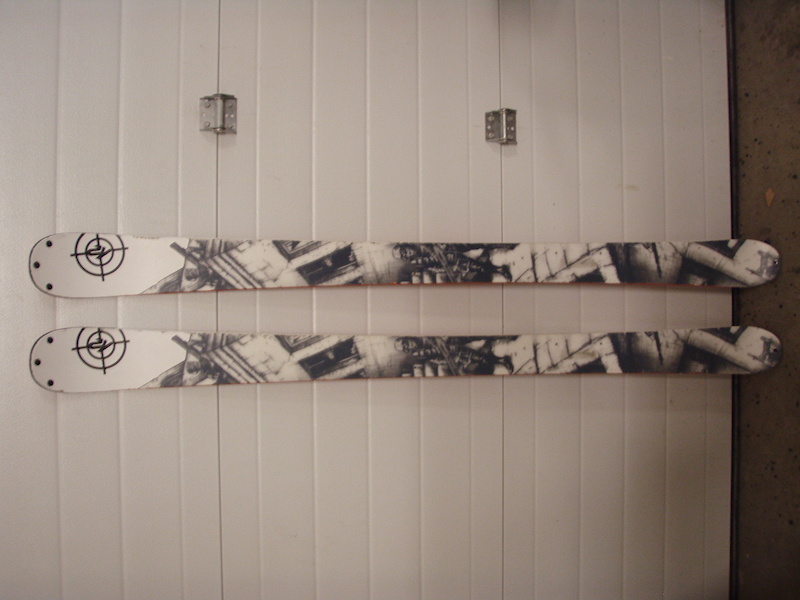 2007 K2 PUBLIC ENEMY TWIN TIP SKIS 163 CM. For Sale