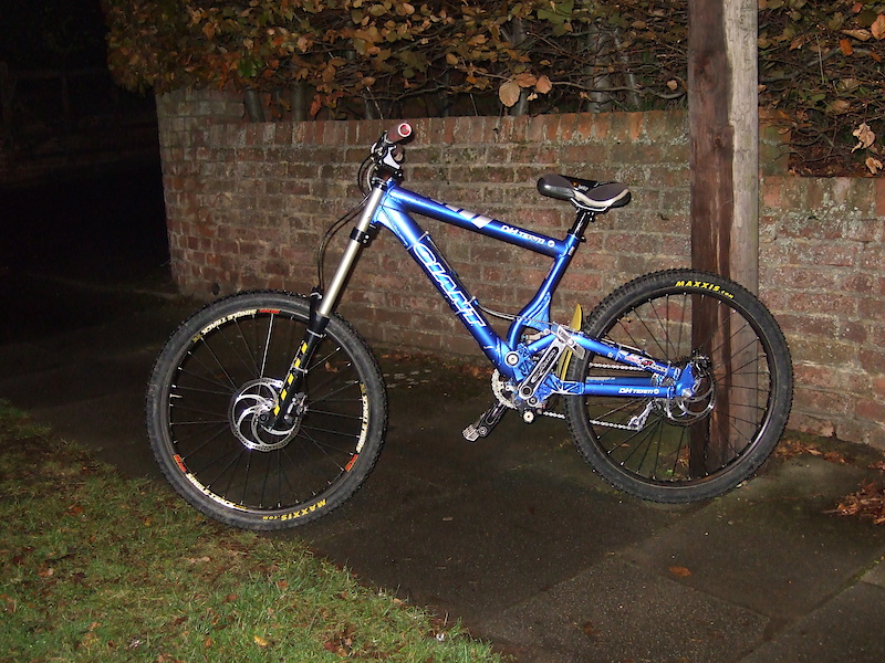 Giant team dh for sale 
built up and ridden once by my self sadly due to an injury im being forced to sell or watch it gather dust for next year or 2 till i'm back to full health sensible offers spec on request (can be changed as i have a large number of different setups)
