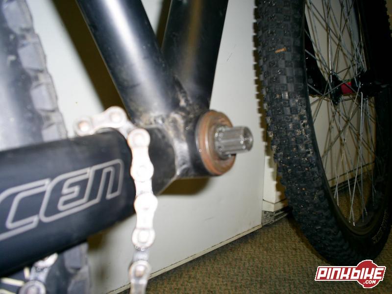 the weird bottom bracket not isis or square taper