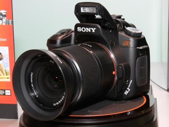 Sony Alpha A200 Dslr Camera 18mm 70mm L For Sale