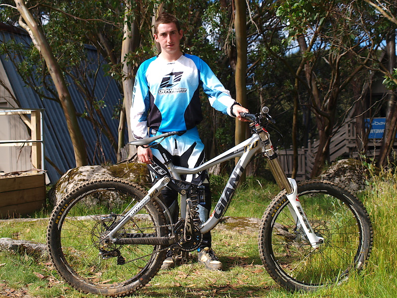 Giant Glorys are one of the most popular privateer bikes on the Australian circuit, not so common is the use of Marzocchi forks