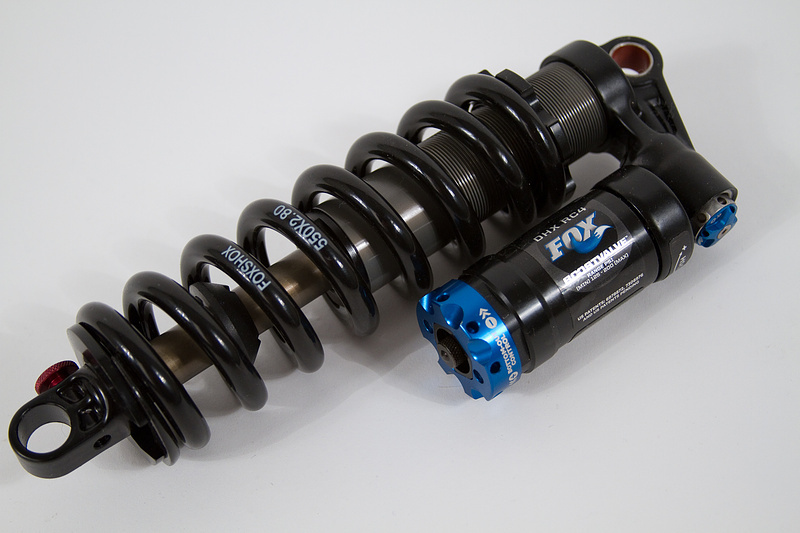 2010-2011 Fox DHX RC4 Rear Shock 8,5x2,75 - Sorry for stolen pictures + My parts that i already have.