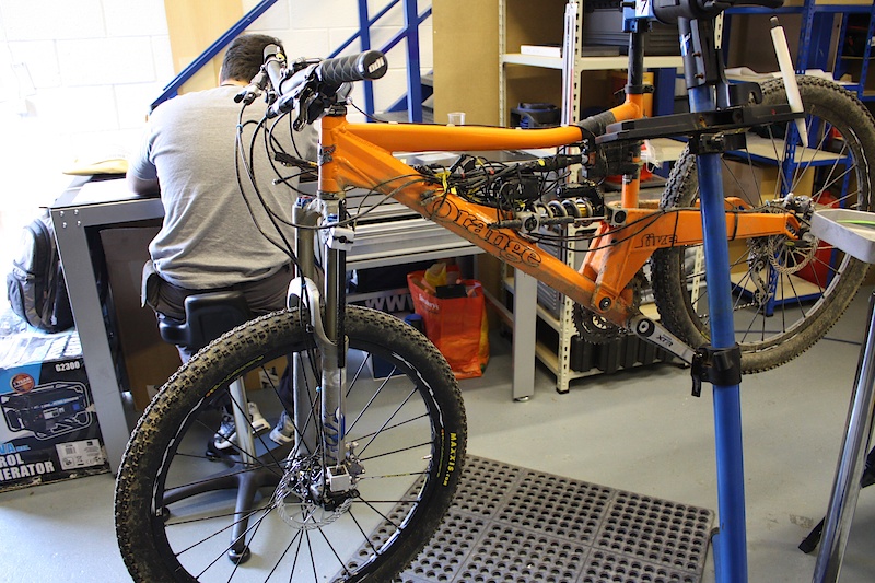 An Orange Five fully kitted out with data-loggers. You don't need to have a full blown DH rig to get the most out of running a proper setup.