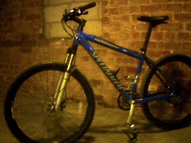 Really poor piccy of my old 2004 Rockhopper