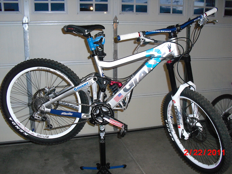 giant glory 2008 specs