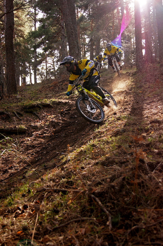 Images of he video for the new Bikesupport.es DH Team. 

http://www.pinkbike.com/video/184403/

Riders are: 
Gonzalo Corrales, Javier Guerrero and Angel Nunez

www.bikessuport.es 

By: www.freedreams.net.