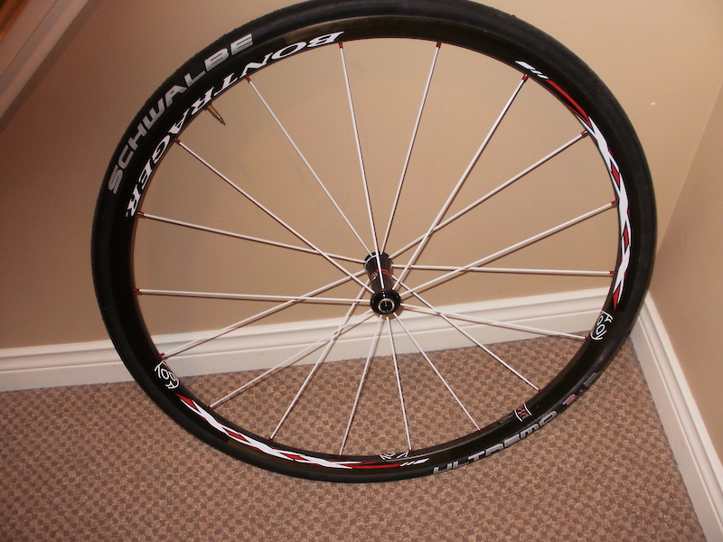 Bontrager Race XXX Lite carbon clincher wheelset For Sale