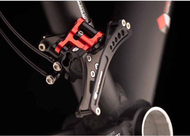 Hydraulic derailleur store