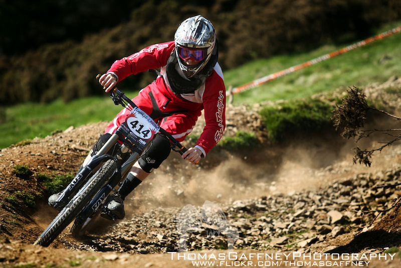 Ripping it up at the 2nd round of the Halo BDS at Moelfre. For all images head over to;

http://www.rootsandrain.co.uk/race287/2011-apr-10-halo-bds-2-moelfre/photos/?photog=69
