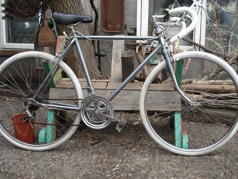 Vintage KIA Road Bike For Sale