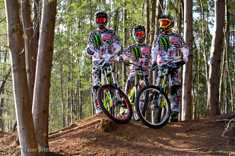 specialized dh team