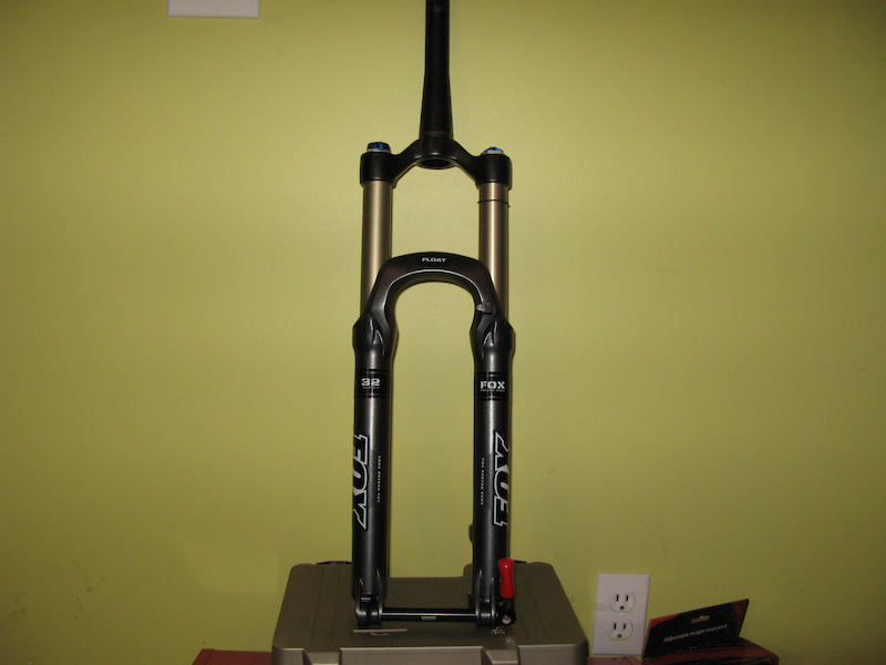 Fox Float Rl 2011 *BRAND NEW* Fox Float RL 150mm Travel Tapered QR15 For Sale
