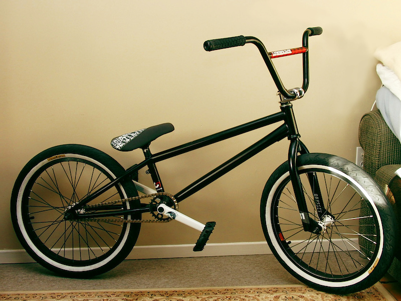 plain black rim bmx